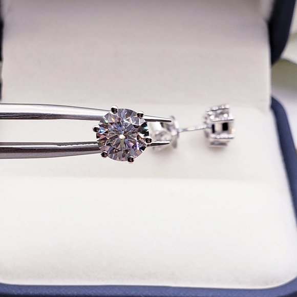 14K Solid White Gold 2 Carats Moissanite Stud Earrings D-FL - Picture 5 of 7